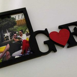 რა ვაჩუქო - საჩუქრების ონლაინ მაღაზია 75 სამაგიდე სურათის ჩარჩო გულითა და ინიციალებით