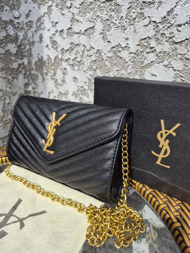 YSL ბრენდის ჩანთა - Image 3