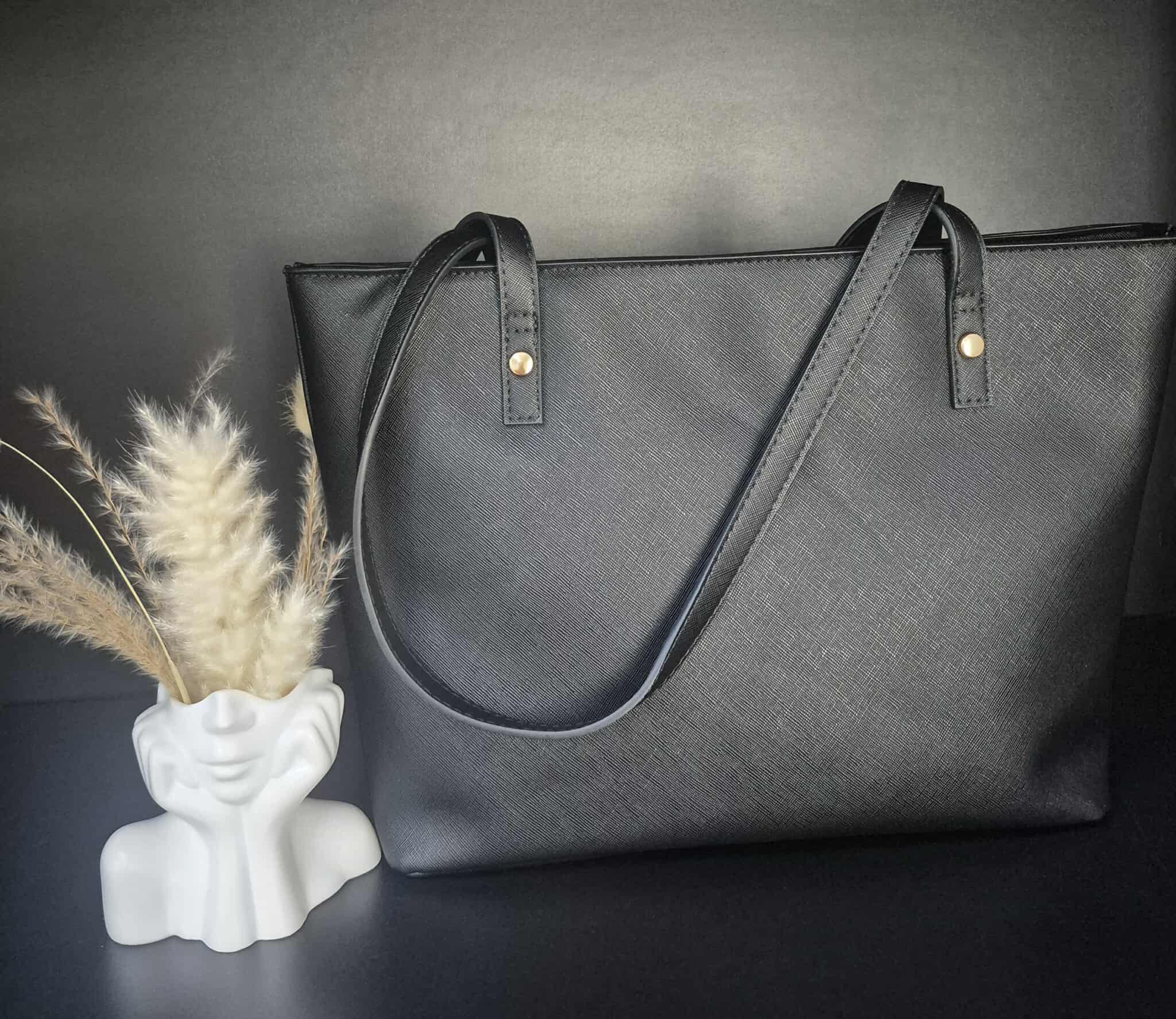 შავი ფერის ჩანთა Easy Tote 9 შავი ფერის ჩანთა Easy Tote - Image 5