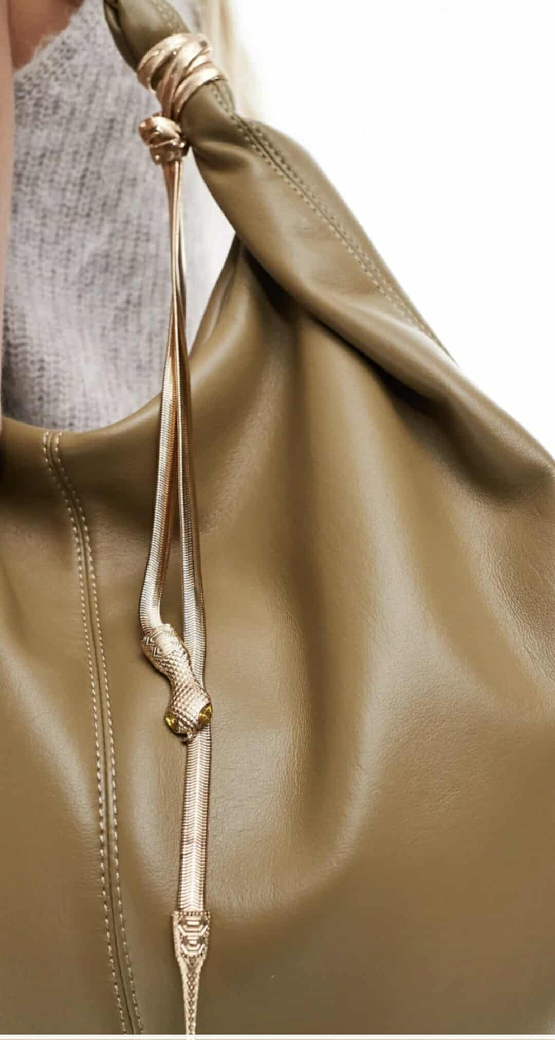 ჩანთა გველის დეტალით 3 ჩანთა გველის დეტალით - Image 2