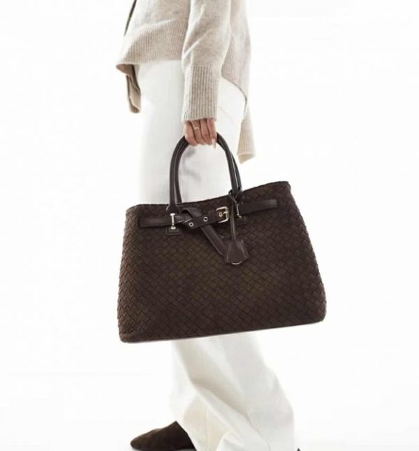 შოკოლადისფერი დიდი ზომის ზამშის ჩანთა