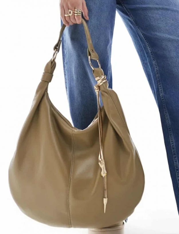 ჩანთა გველის დეტალით 1 ჩანთა გველის დეტალით