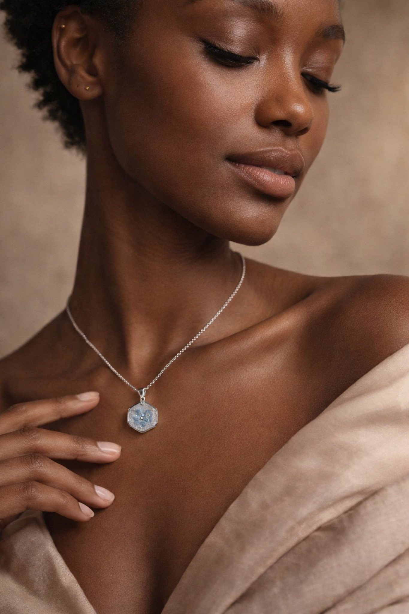 კესანე - ყელსაბამი არ დამივიწყო . სამკაული ეპოქსიდით - Image 5