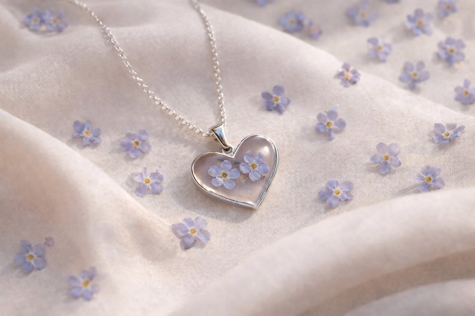 კესანე - ყელსაბამი არ დამივიწყო . სამკაული ეპოქსიდით - Image 2