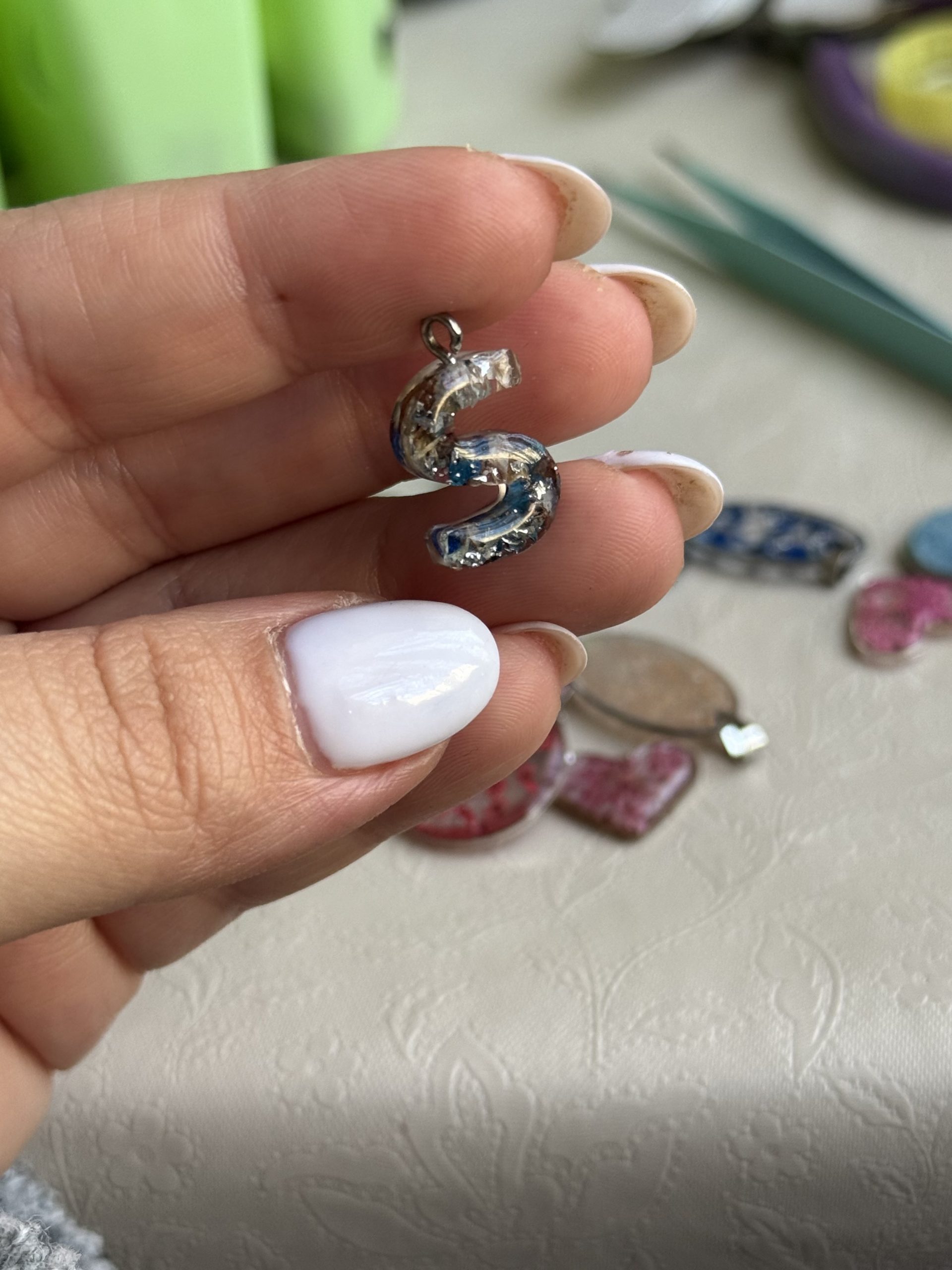 ყვავილების ყელსაბამი ეპოქსიდით - Image 14