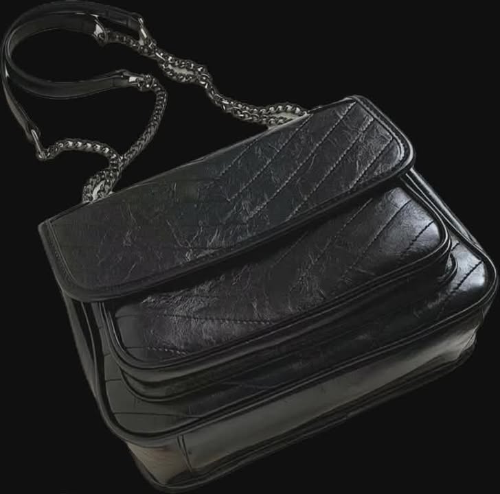 შავი კლასიკური ჩანთა ჯაჭვით - Image 2